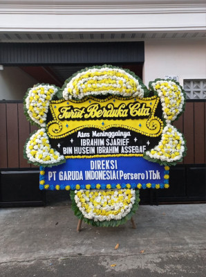 Papan Bunga Duka di Selebung